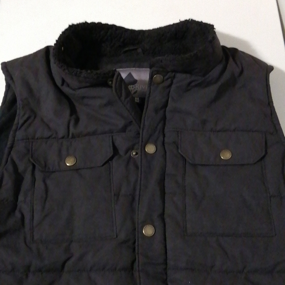 Insulated vest - Picture 2 of 2